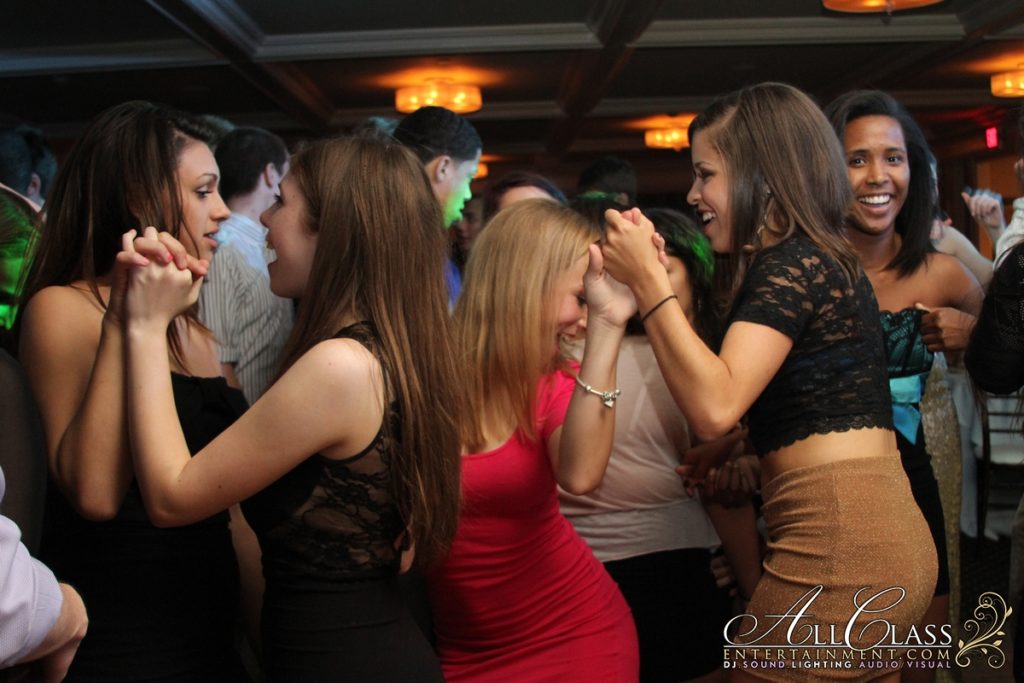 KATIE’S SWEET 16 AT THE WEST HILLS COUNTRY CLUB!