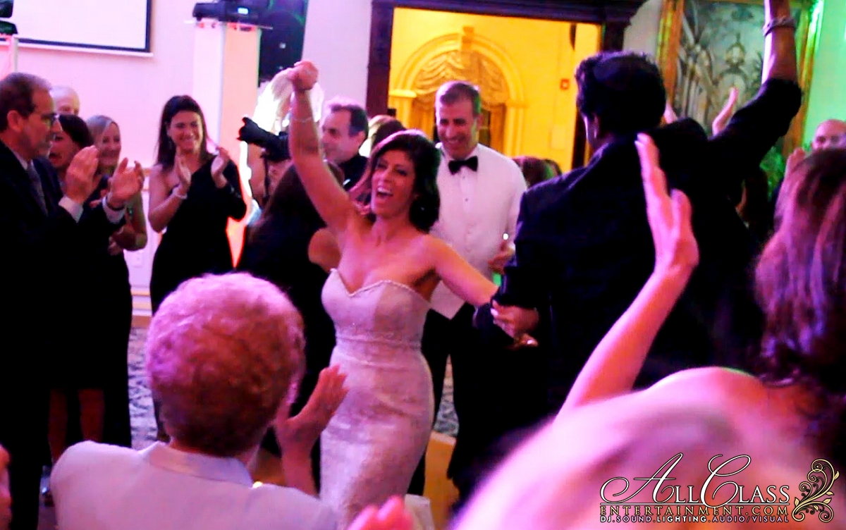 PALACIO CATERING & CONFERENCE HALL, GOSHEN NY – MIKE & LISI’S WEDDING