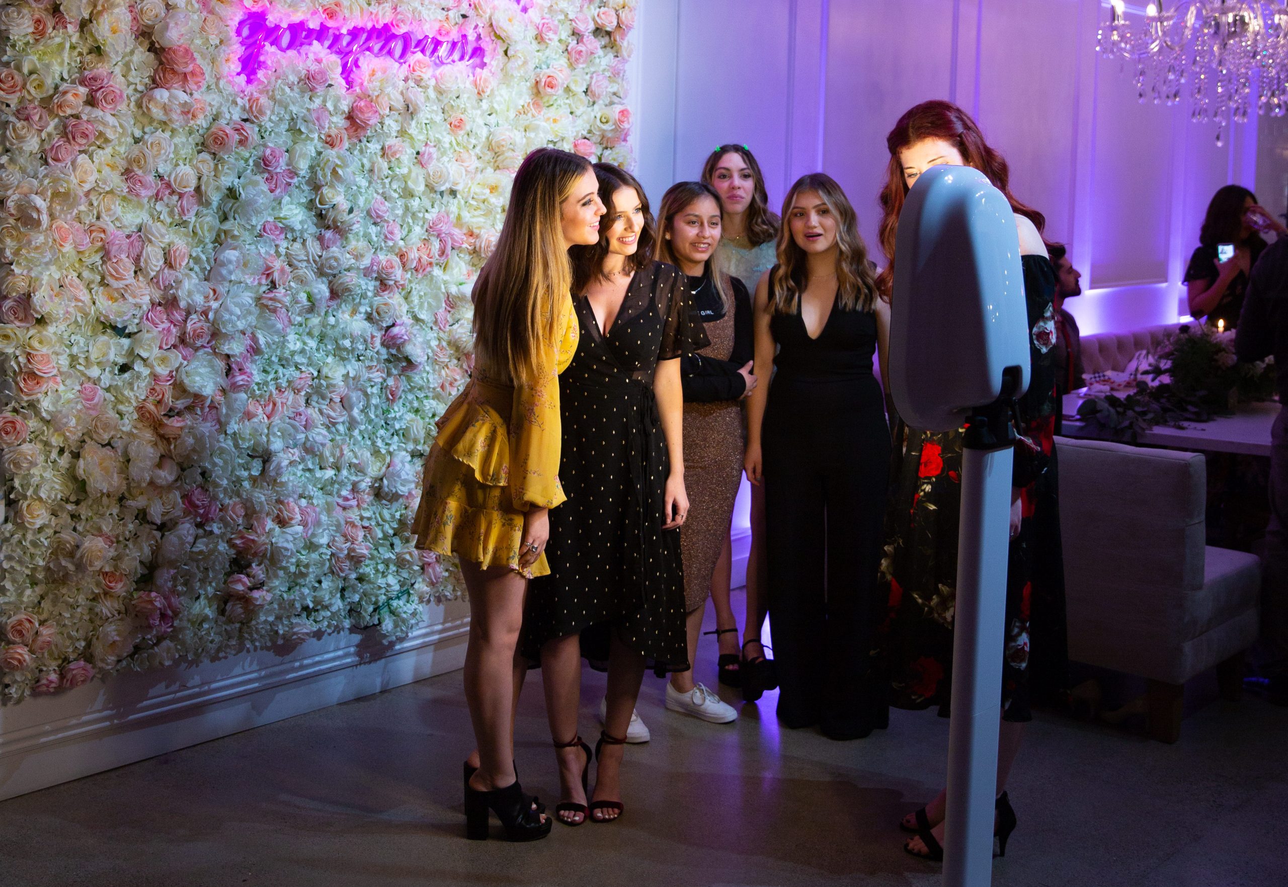 Photo Booth (Digital) - All Class Entertainment